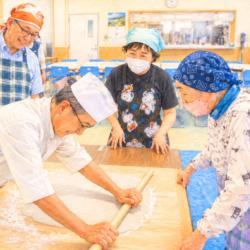 🌿粉からつくる、できたての味!「蕎麦打ち体験交流会」を開催